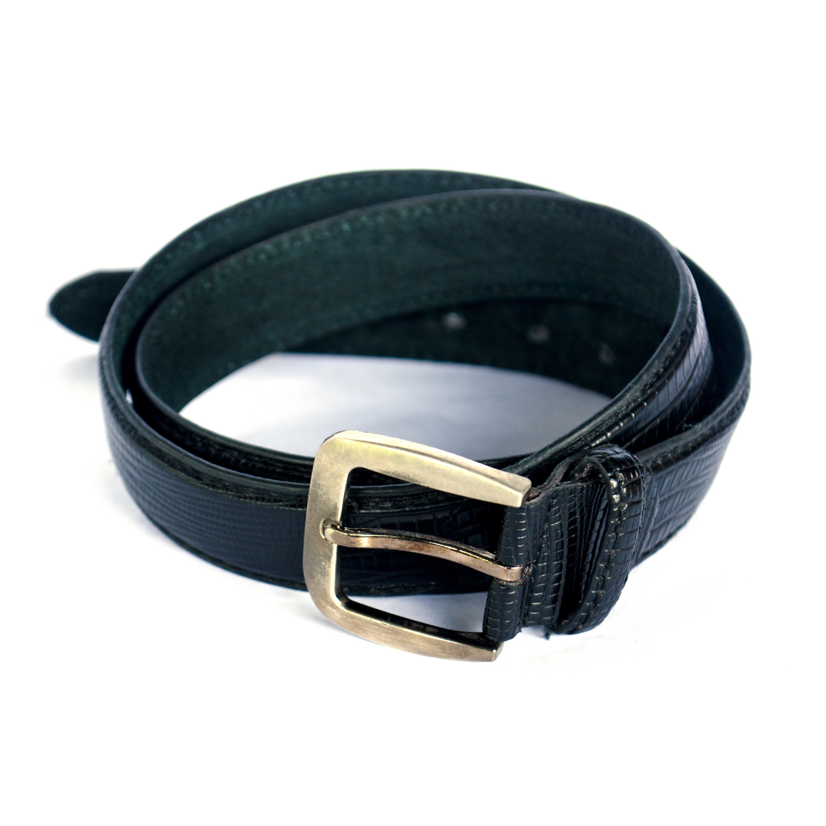 9. Timeless Elegance: Classic Leather Belt - The Perfect 10 Year Anniversary Gift for Him