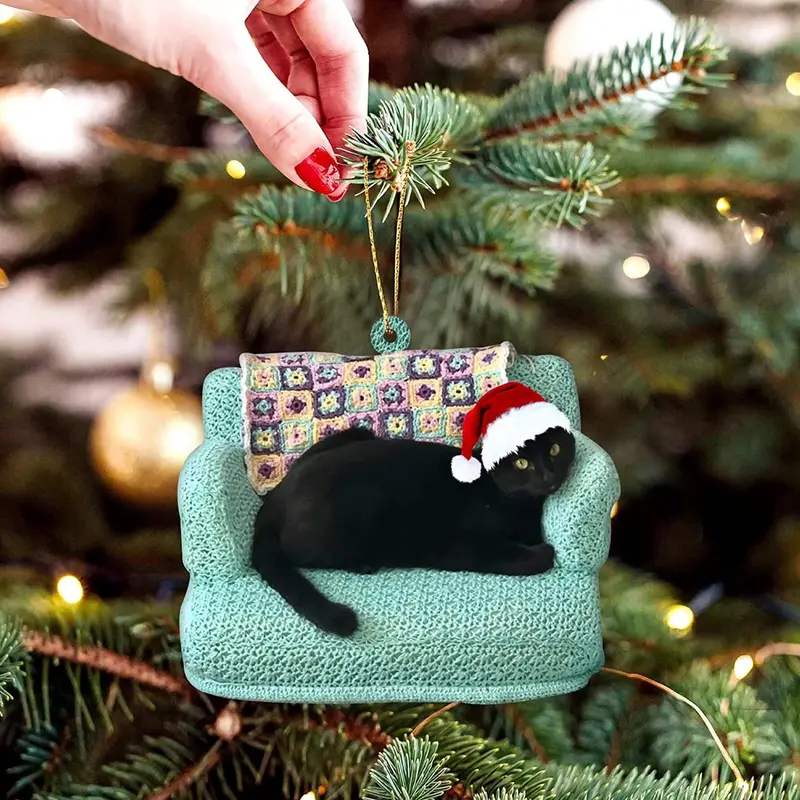 Cat Ornaments for Traveler's Home
